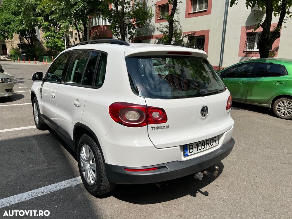 Volkswagen Tiguan - 4