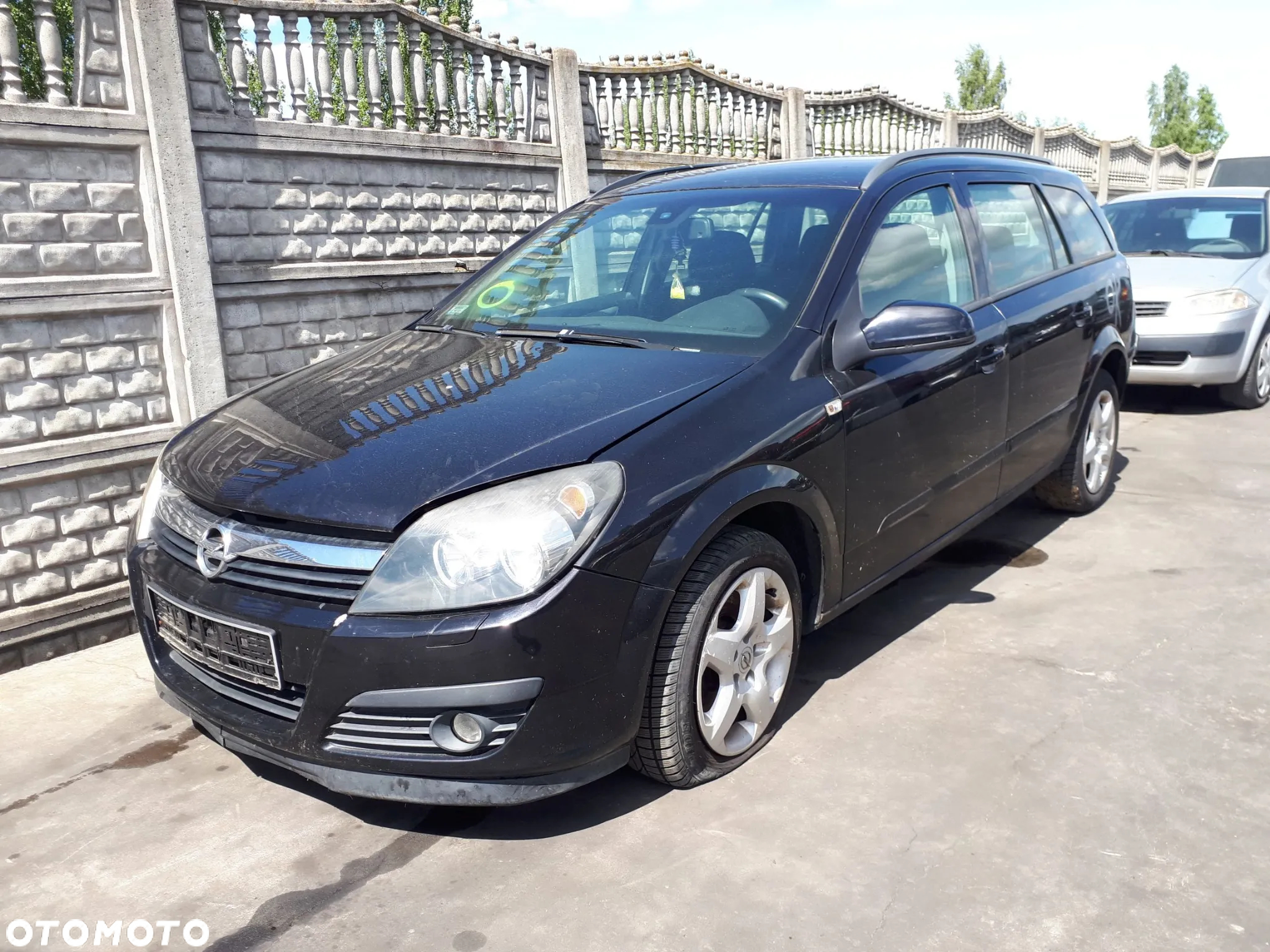 OPEL ASTRA H III 04-06 KOMBI 1,9 CDTI ALTERNATOR - 2