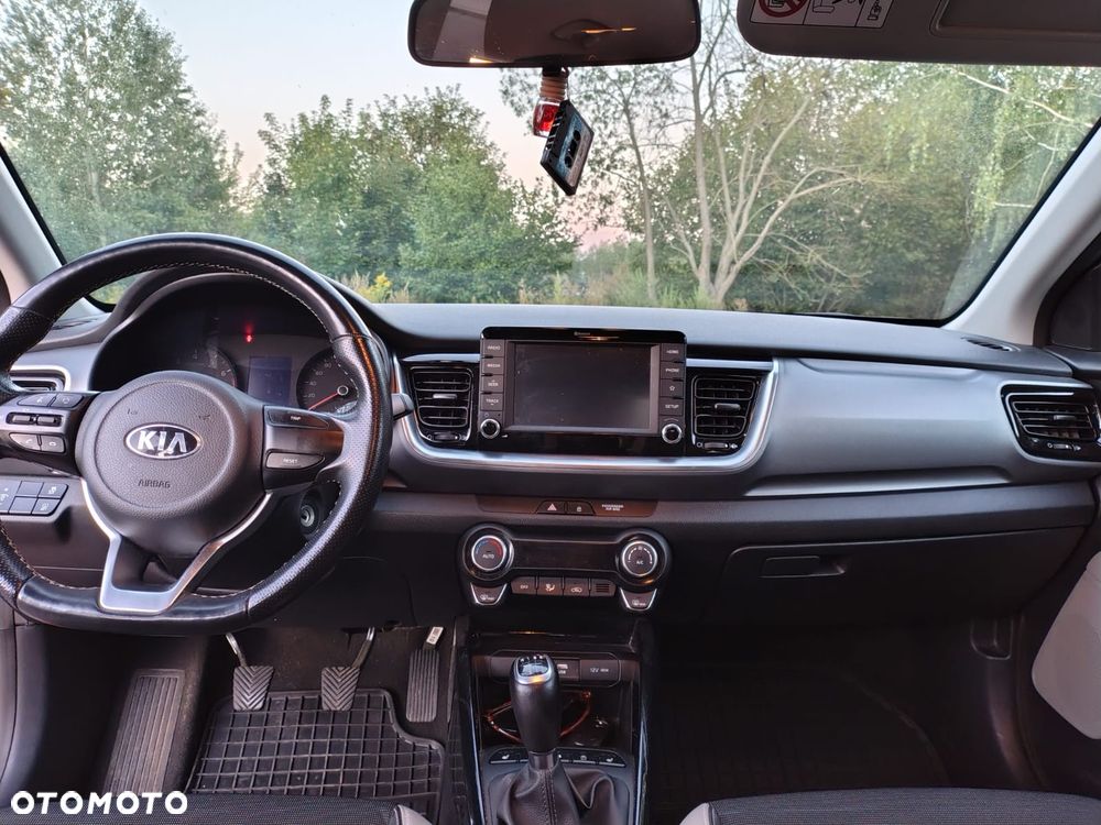 Kia Stonic 1.0 T-GDI L - 6