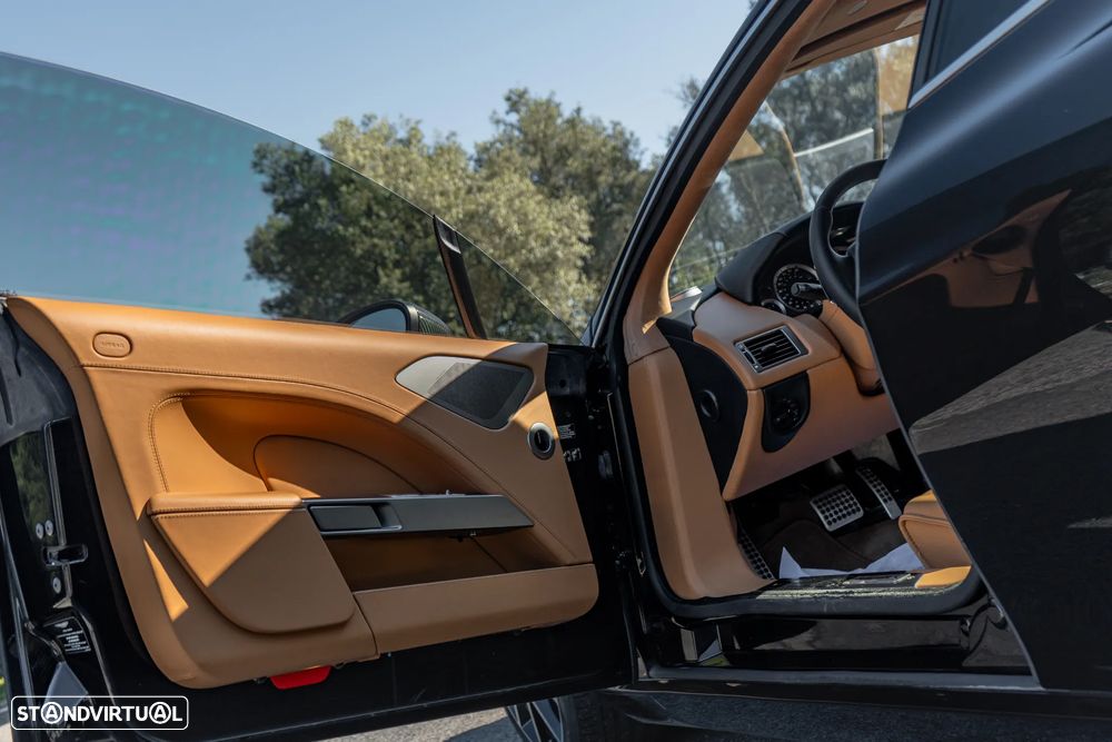 Aston Martin Rapide V12 Touchtronic 2 S - 17