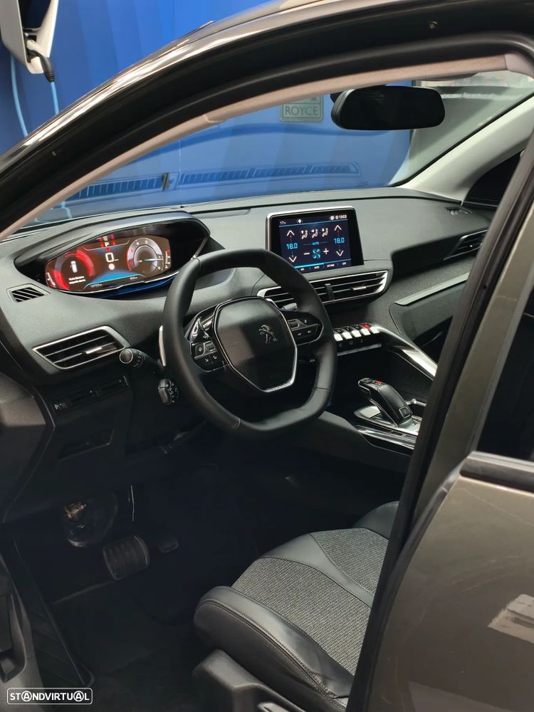 Peugeot 3008 1.6 BlueHDi Allure EAT6 J18 - 15