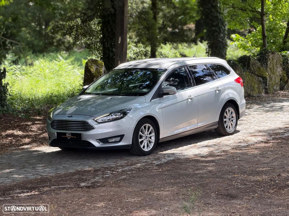 Ford Focus SW 1.0 EcoBoost S&S TITANIUM - 36