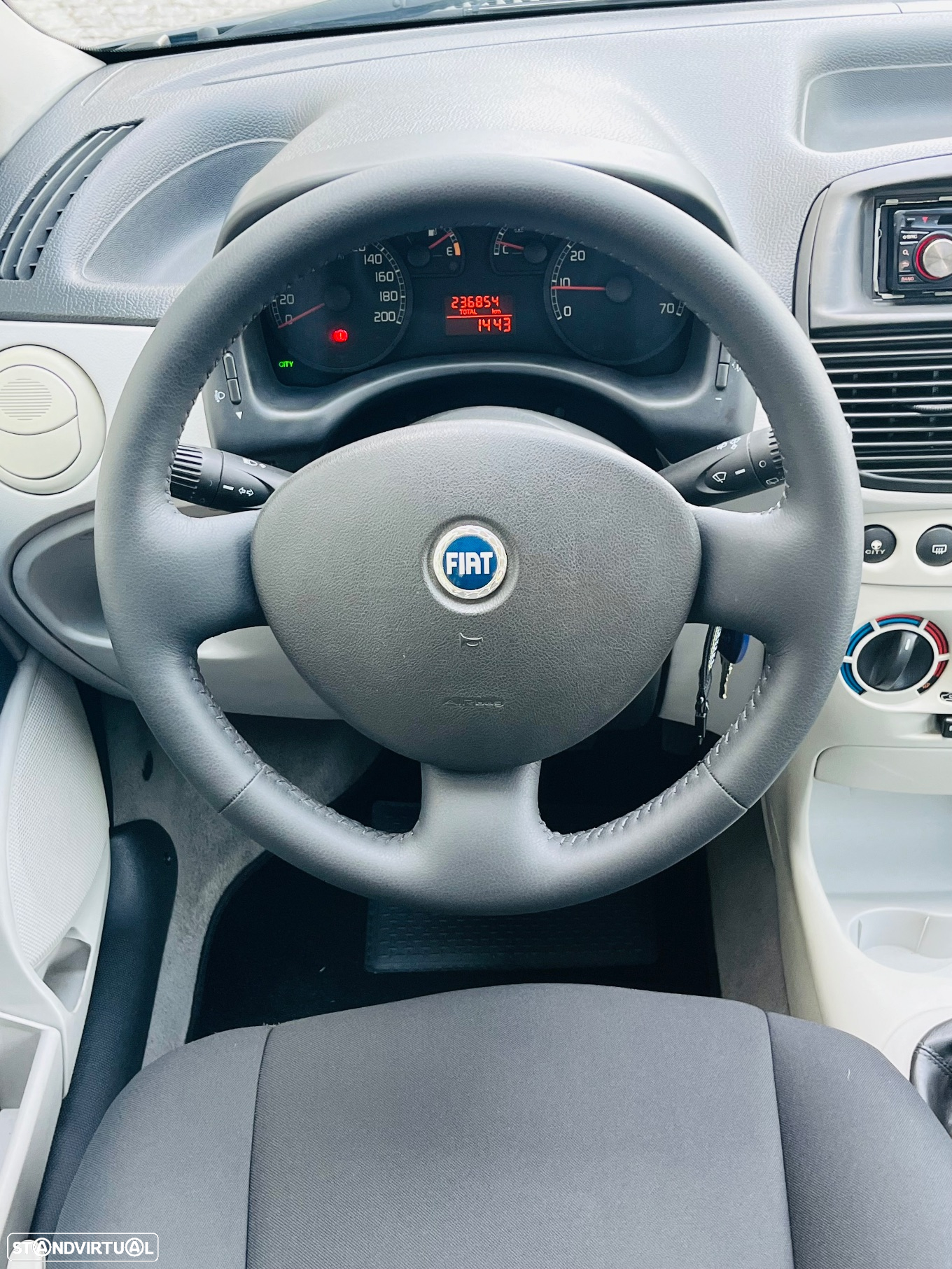Fiat Punto 70 JTD Multijet Dynamic - 42