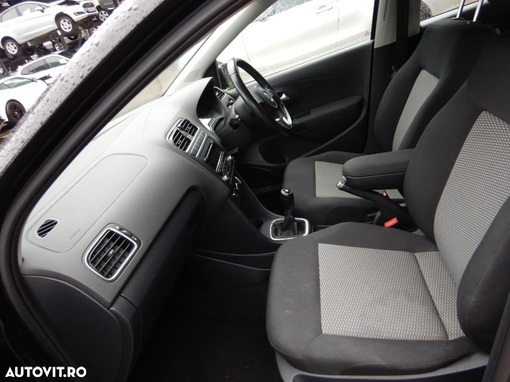 Broasca usa stanga spate Volkswagen Polo 6R 2013 Hatchback 1.2 TDI - 9