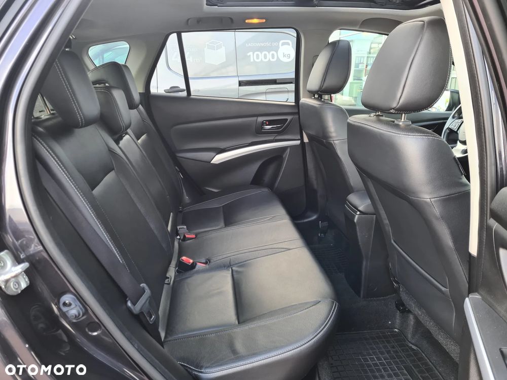 Suzuki SX4 1.6 Premium - 27