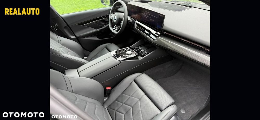 BMW Seria 5 - 26