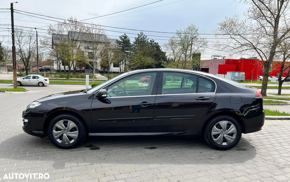 Renault Laguna dCi 110 FAP Limited - 12