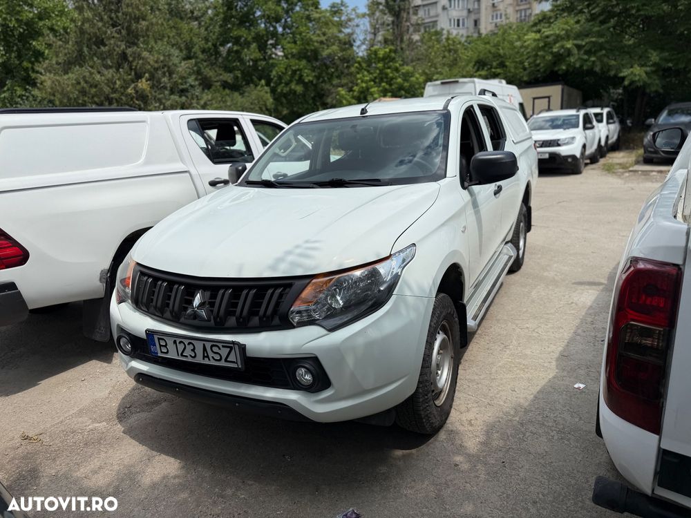 Mitsubishi L200 Double Cab M/T Intense - 8