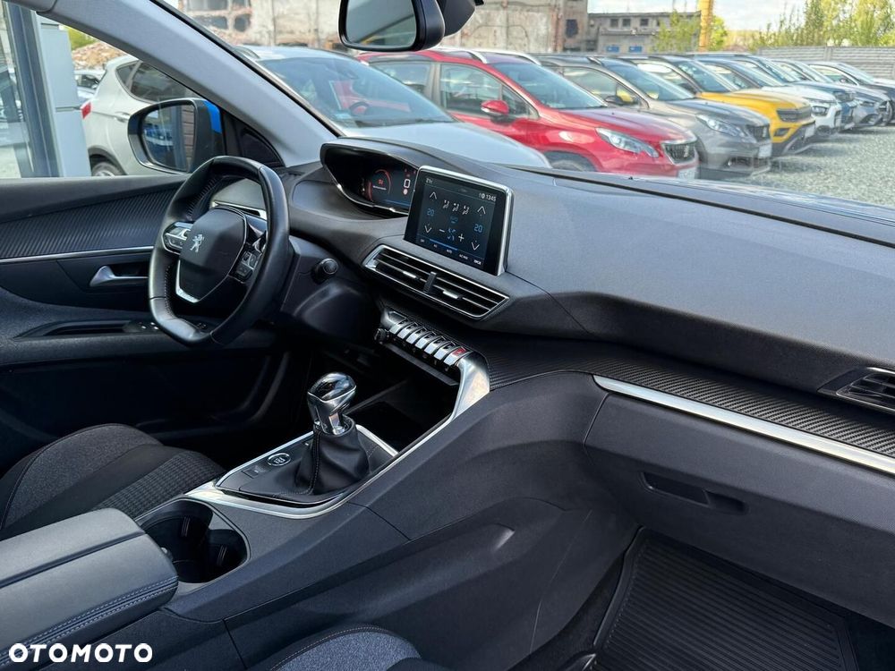 Peugeot 3008 - 22