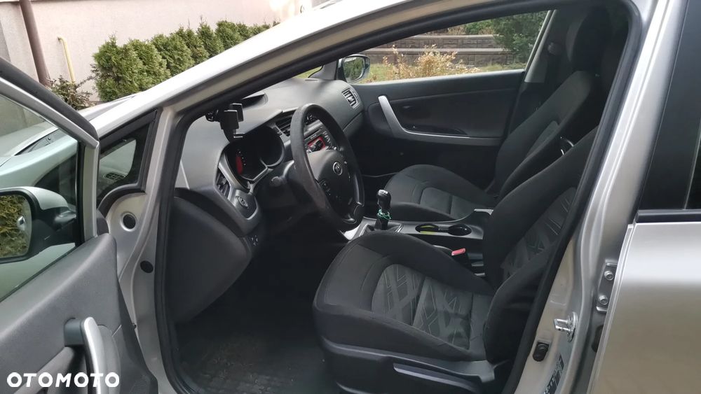 Kia Ceed 1.6 CRDi M - 6