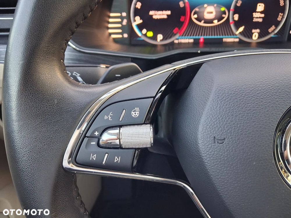 Skoda Superb 2.0 TSI Style DSG - 14
