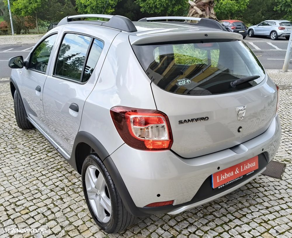 Dacia Sandero 0.9 TCe Stepway - 4