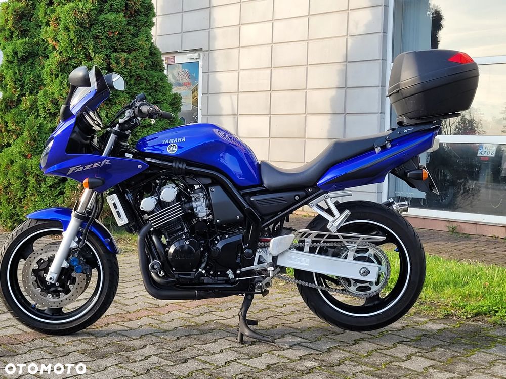Yamaha FZS - 19