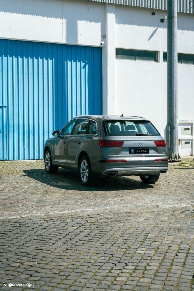 Audi Q7 3.0 TDI quattro tiptronic 7L - 7