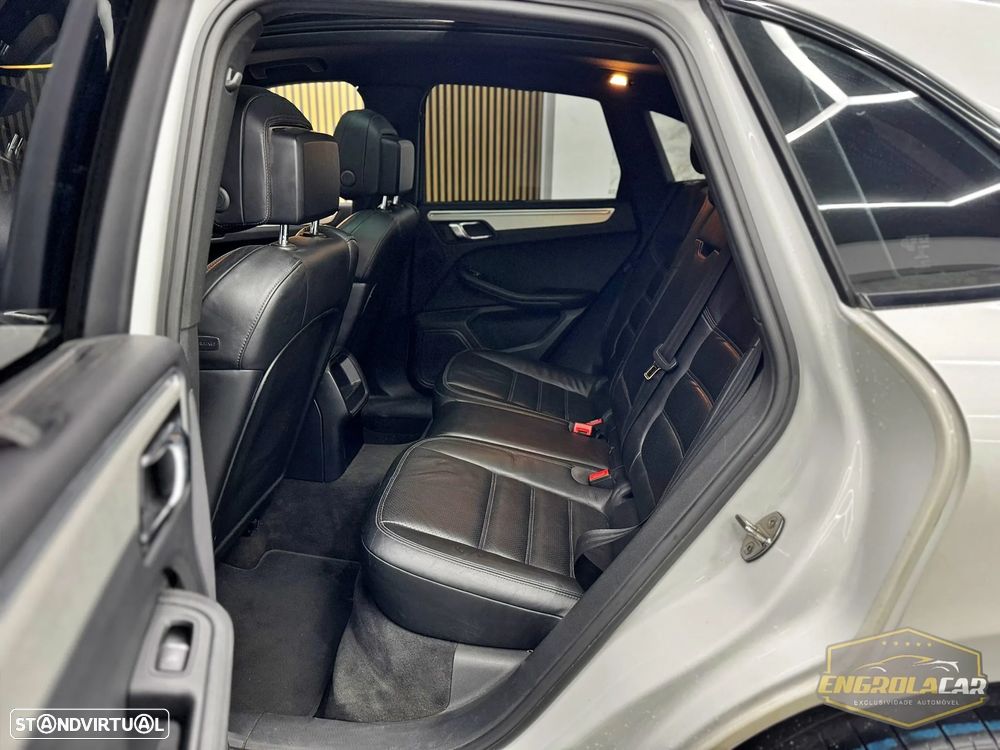 Porsche Macan S - 16