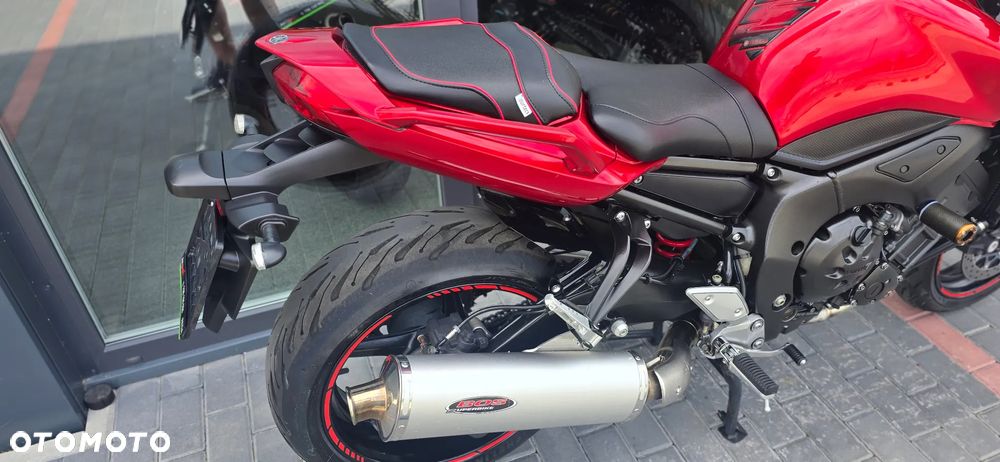 Yamaha FZ - 18