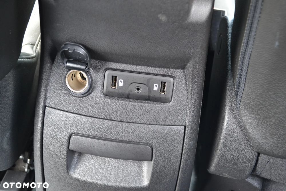 Renault Scenic ENERGY TCe 130 INTENS - 31