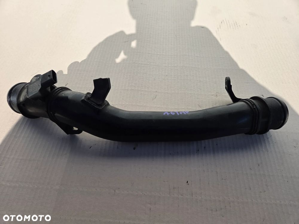 Rura przewód powietrza 1.6 THP Peugeot 308 T9   9801902880 - 1