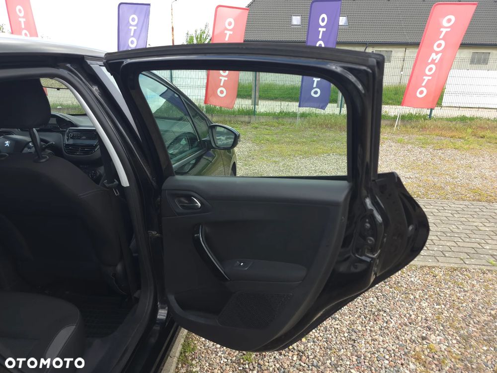 Peugeot 208 1.2 VTi Access - 12