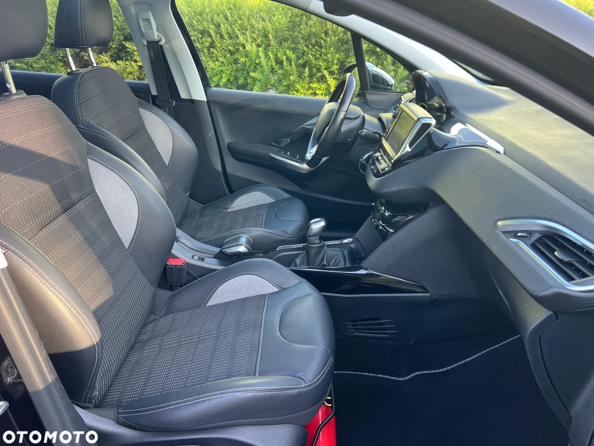 Peugeot 2008 - 23