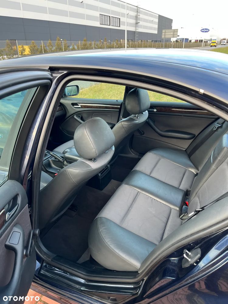 BMW Seria 3 325i Edition Lifestyle - 8