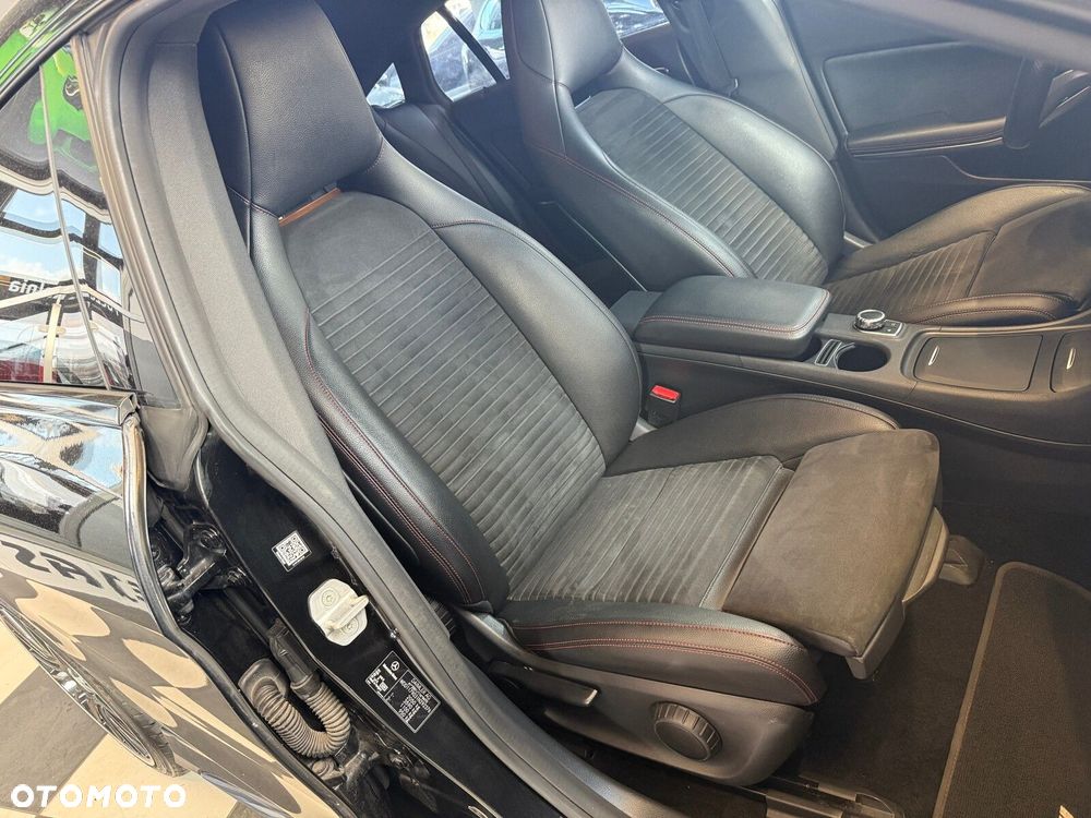 Mercedes-Benz CLA - 15