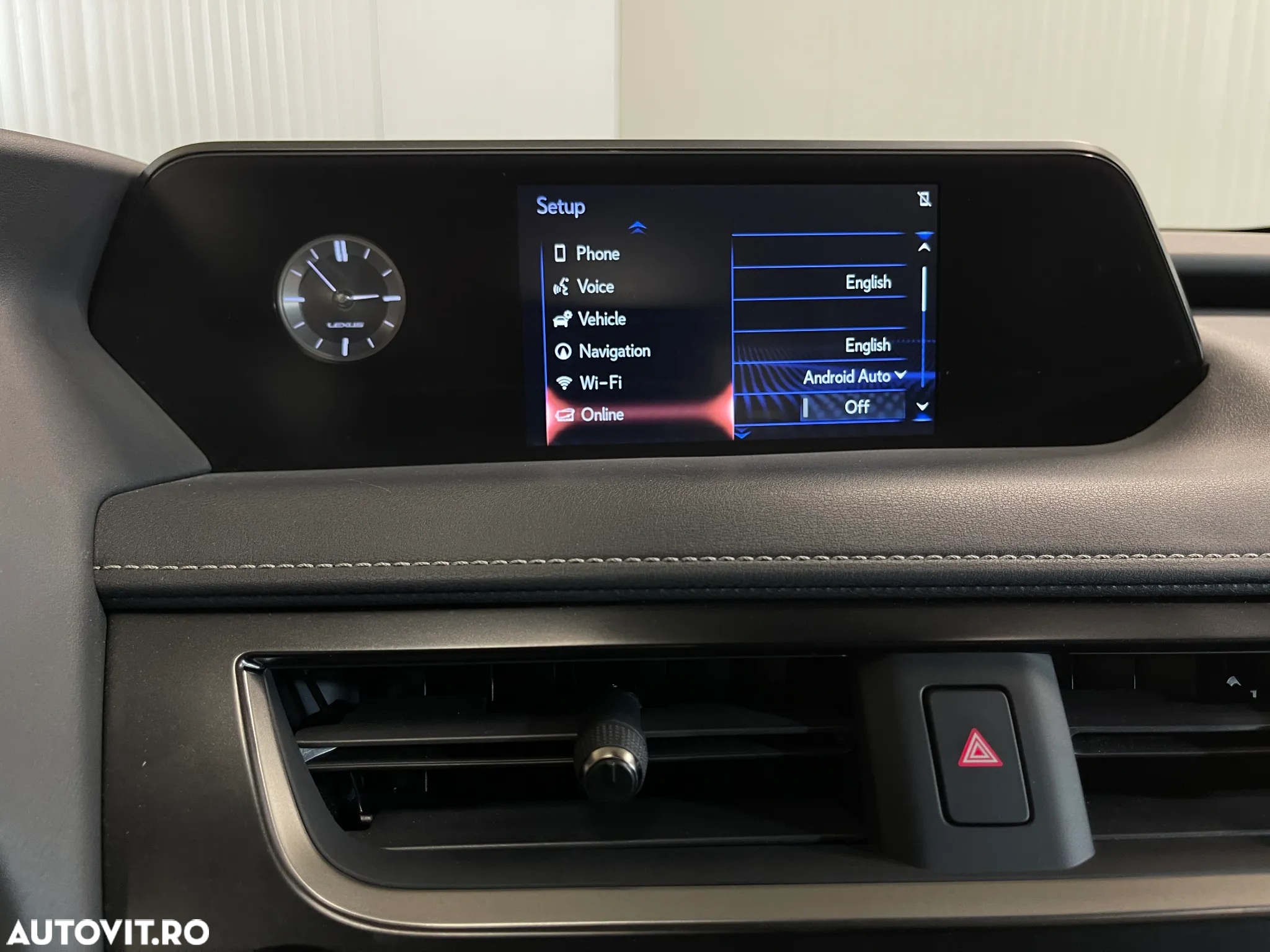 Lexus UX 250h 2.0L HEV 20H- (178 HP) 4X2 CVT Business - 18