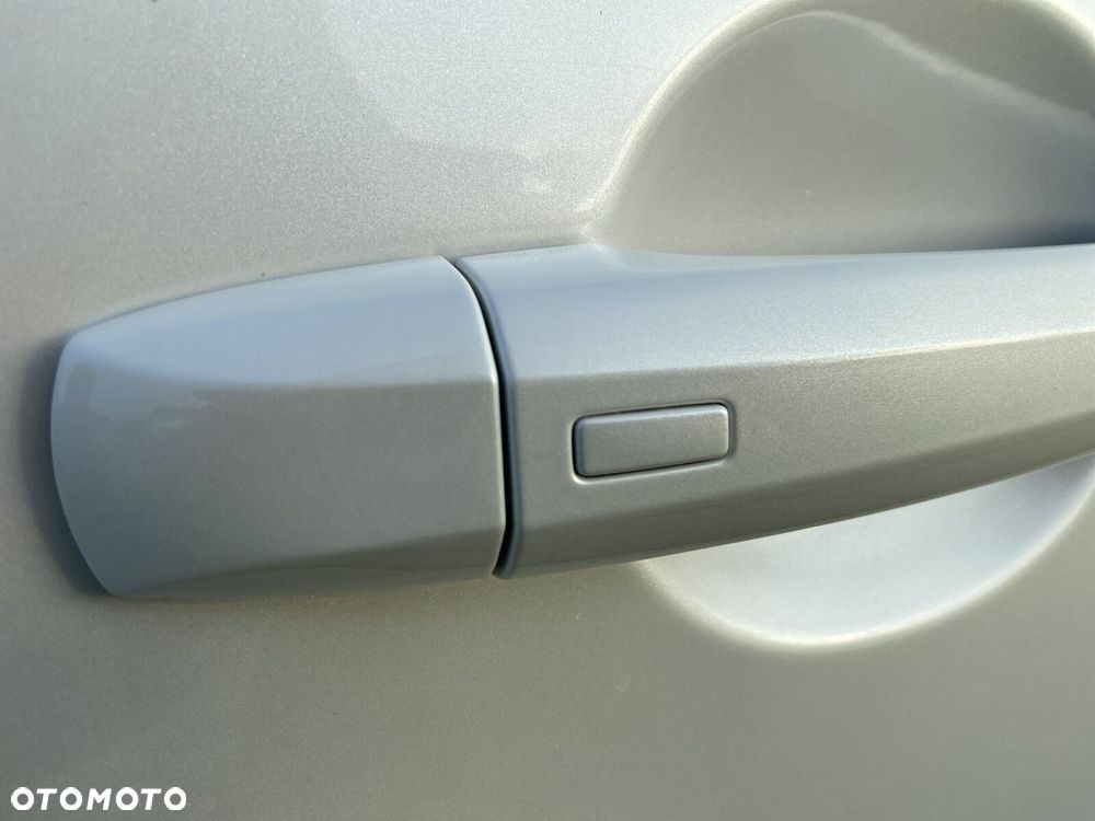 Nissan Qashqai - 16