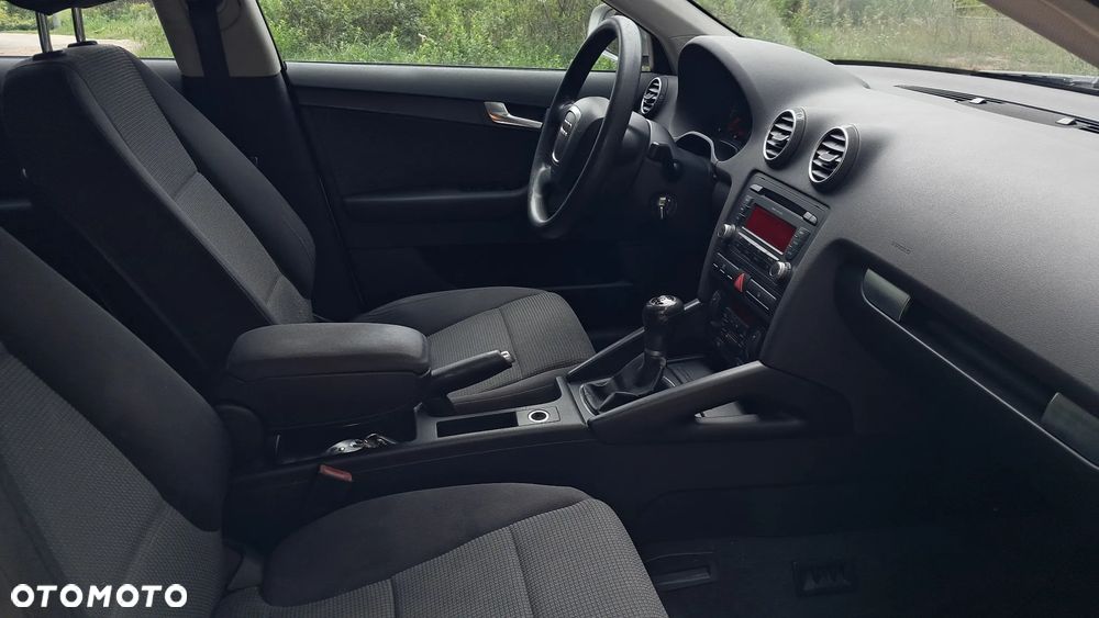 Audi A3 Sportback - 13