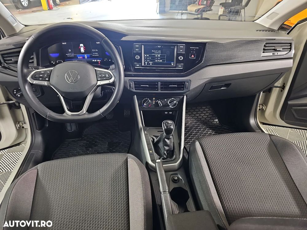 Volkswagen Polo - 10