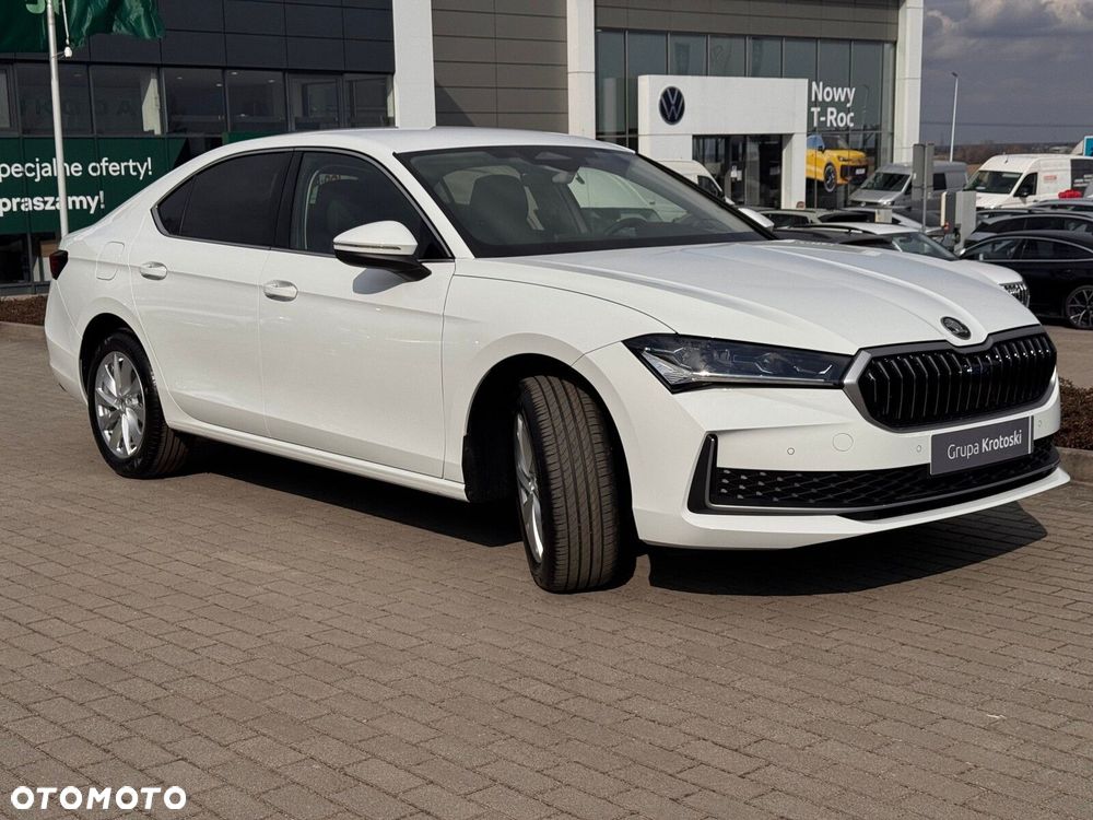 Skoda Superb 2.0 TDI SCR 4x4 Drive DSG - 4