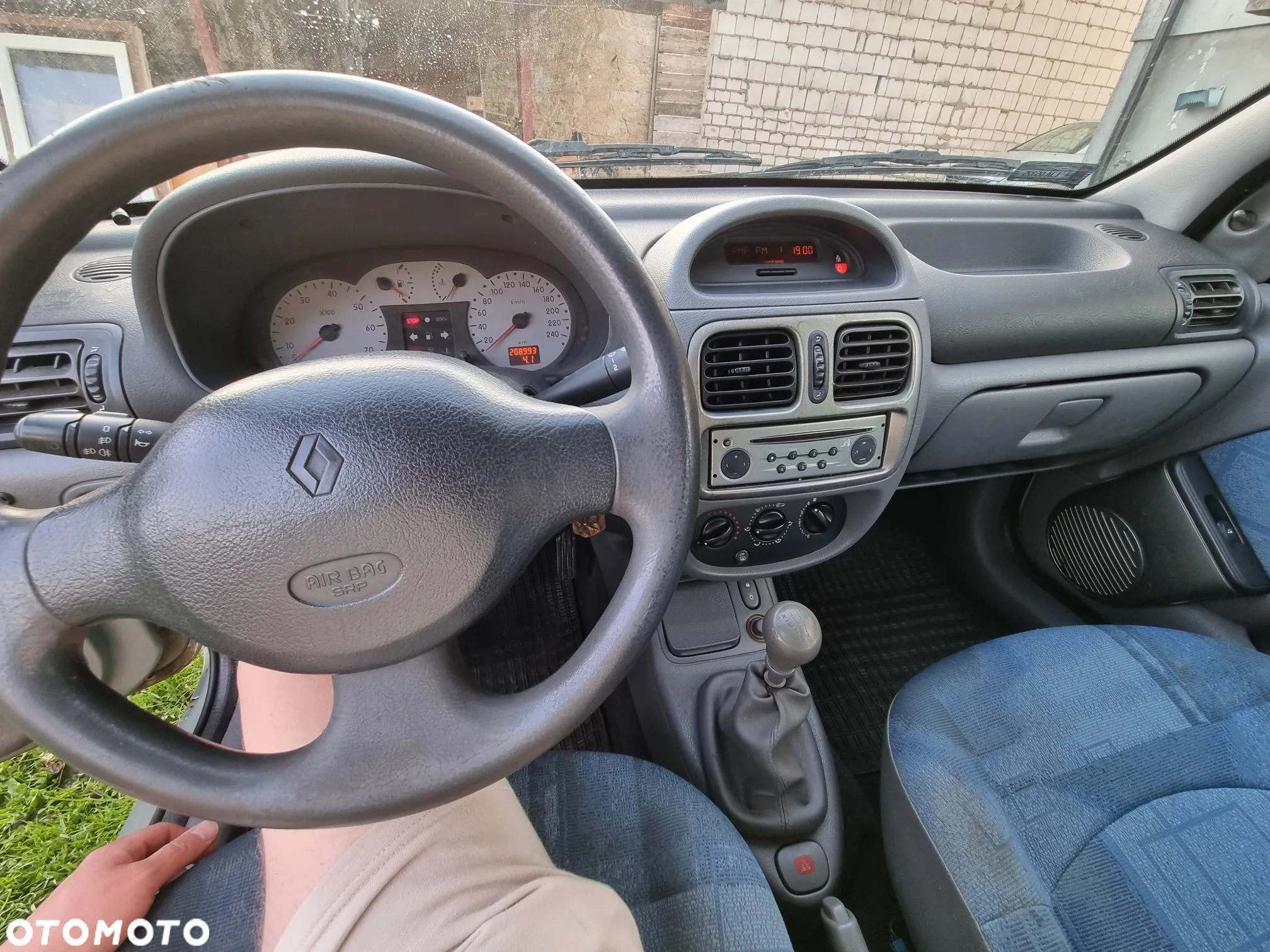 Renault Clio - 6