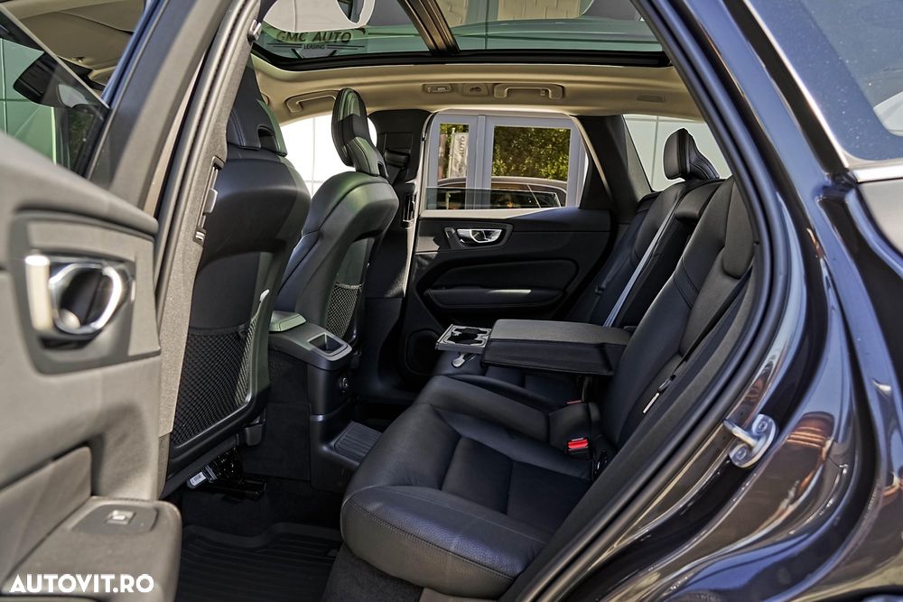 Volvo XC 60 T6 AWD Recharge Geartronic Inscription - 14