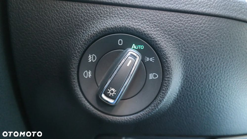 Skoda Superb 2.0 TDI SCR 4x4 Scout DSG - 22