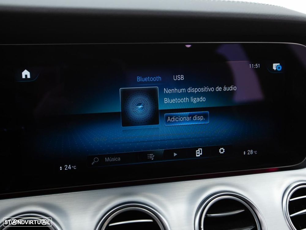 Mercedes-Benz E 300 de 4Matic 9G-TRONIC - 29