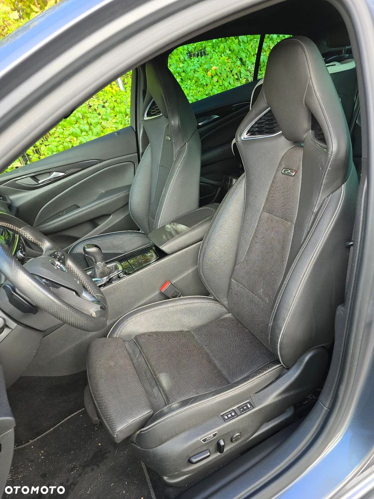 Opel Insignia 2.0 CDTI 4x4 GSi S&S - 18