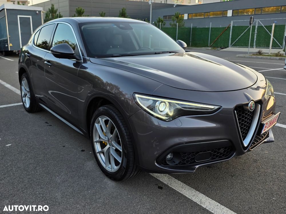 Alfa Romeo Stelvio 2.2 16V AT8 Q4 Veloce - 2