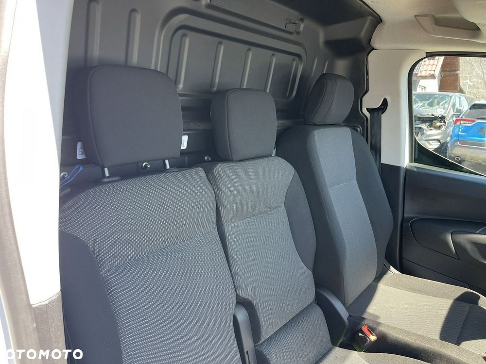 Toyota Proace City - 12