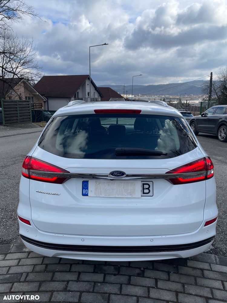 Ford Mondeo 2.0 TDCI PowerShift Titanium - 4