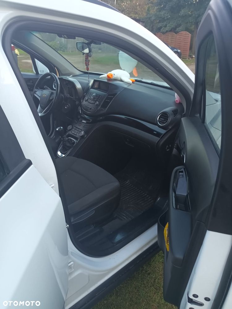 Chevrolet Orlando 2012 photo 3