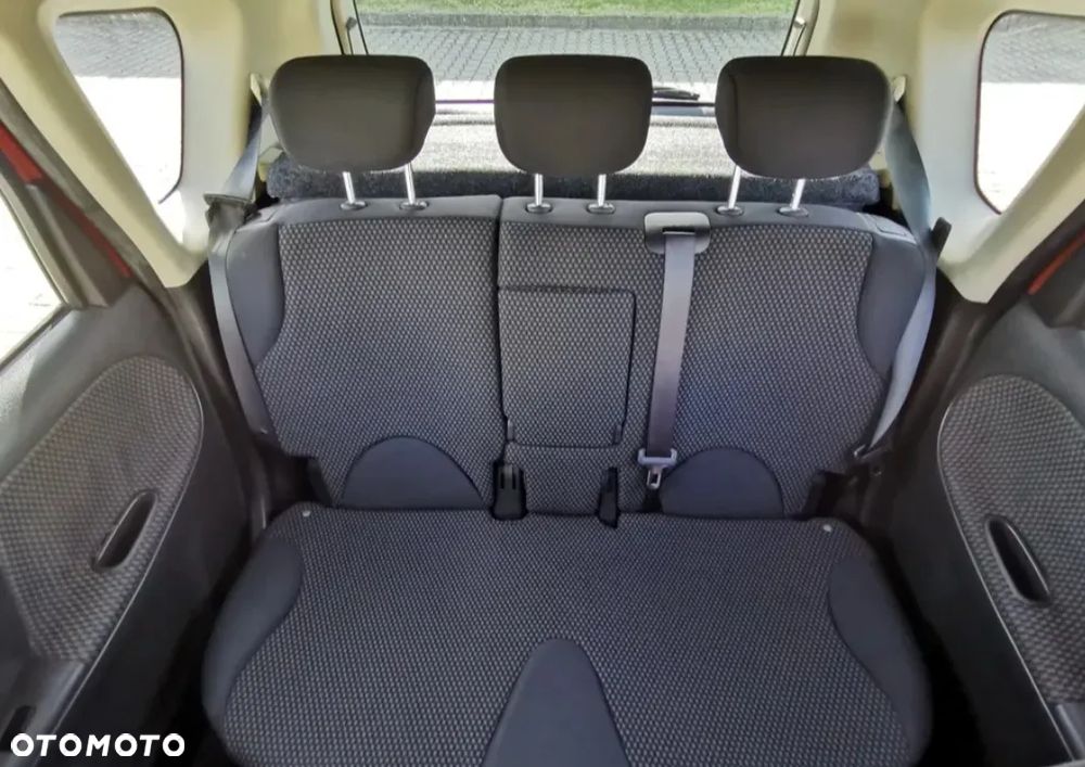 Nissan Note 1.4 more - 11