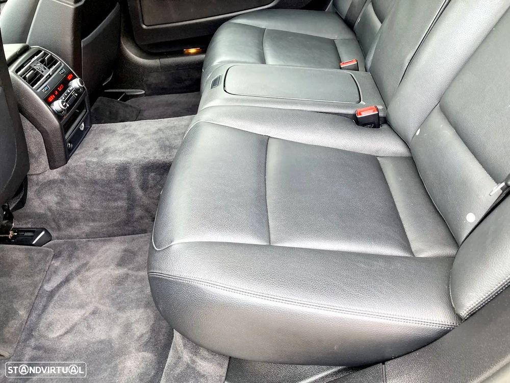 BMW 750 Li xDrive - 26