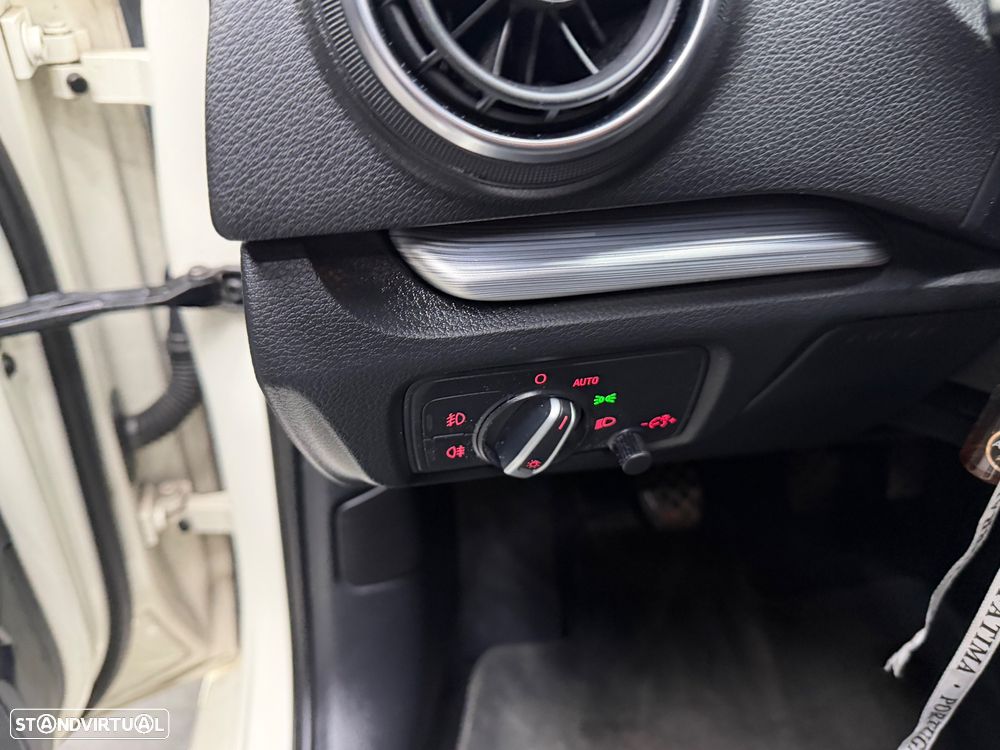 Audi A3 Limousine - 14