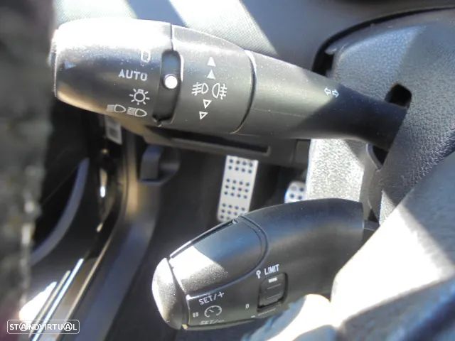Peugeot 308 CC 1.6 THP 16V Sport - 12