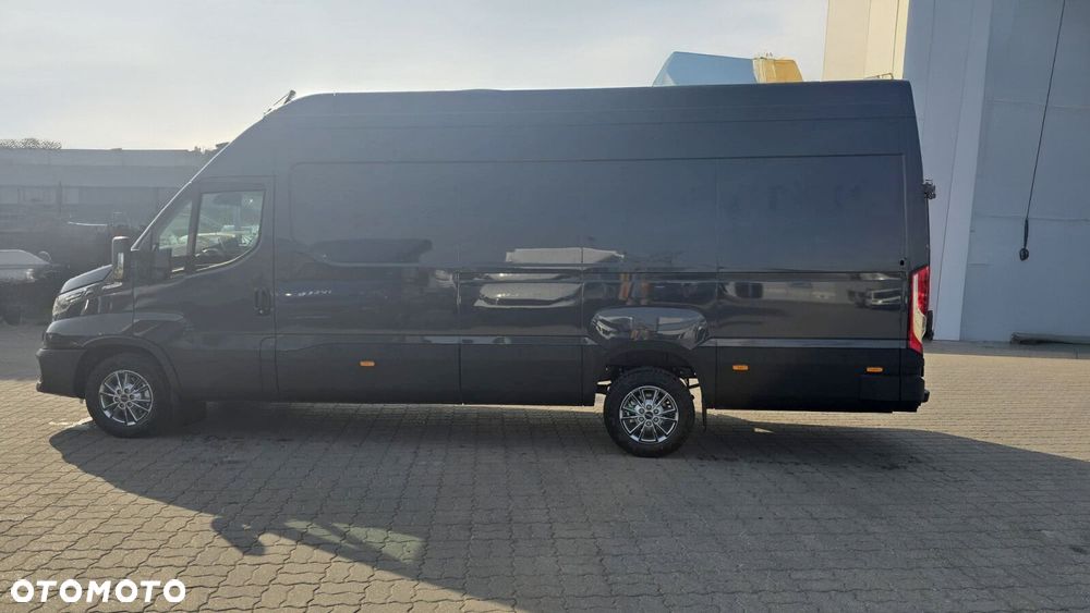 Iveco Daily 35S18HA8V Furgon 180KM Automat - 8