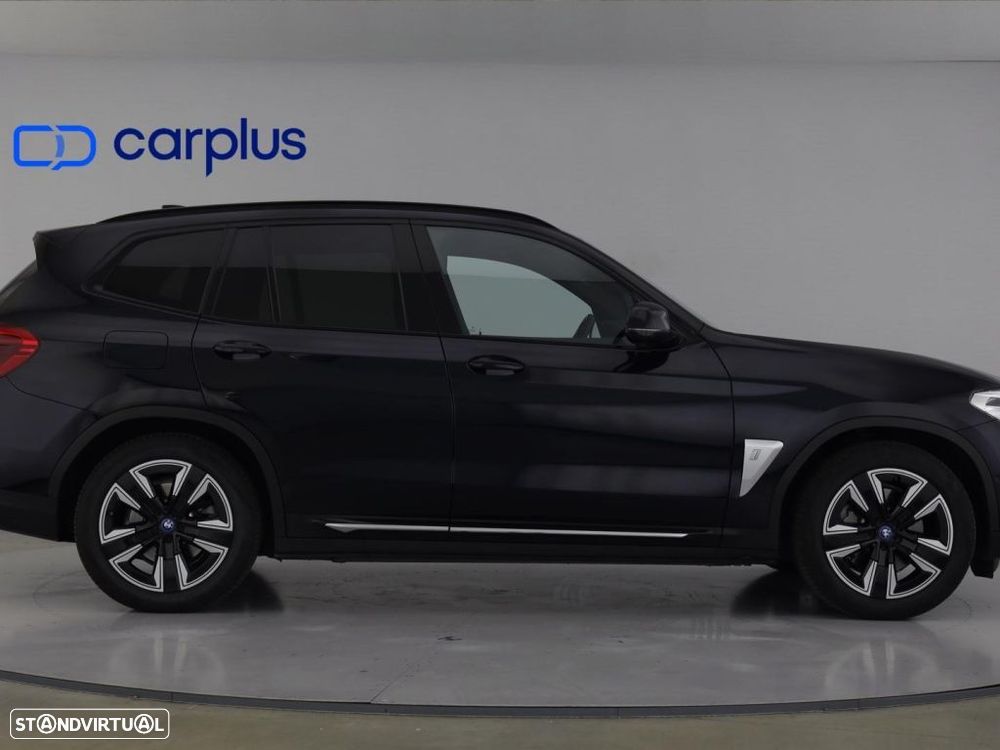 BMW iX3 Inspiring - 8