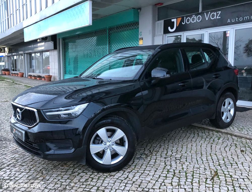 Volvo XC 40 1.5 T2 Momentum Plus - 2