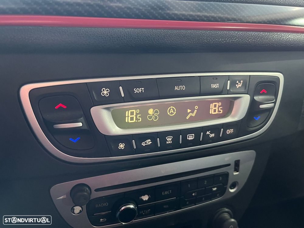 Renault Mégane Coupe Energy dCi 130 FAP Start & Stop GT Line - 15