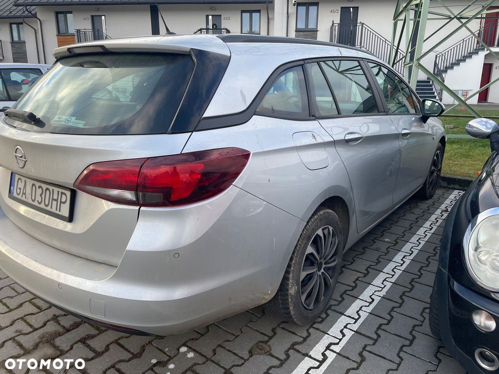 Opel Astra 1.6 CDTI Essentia S&S - 4