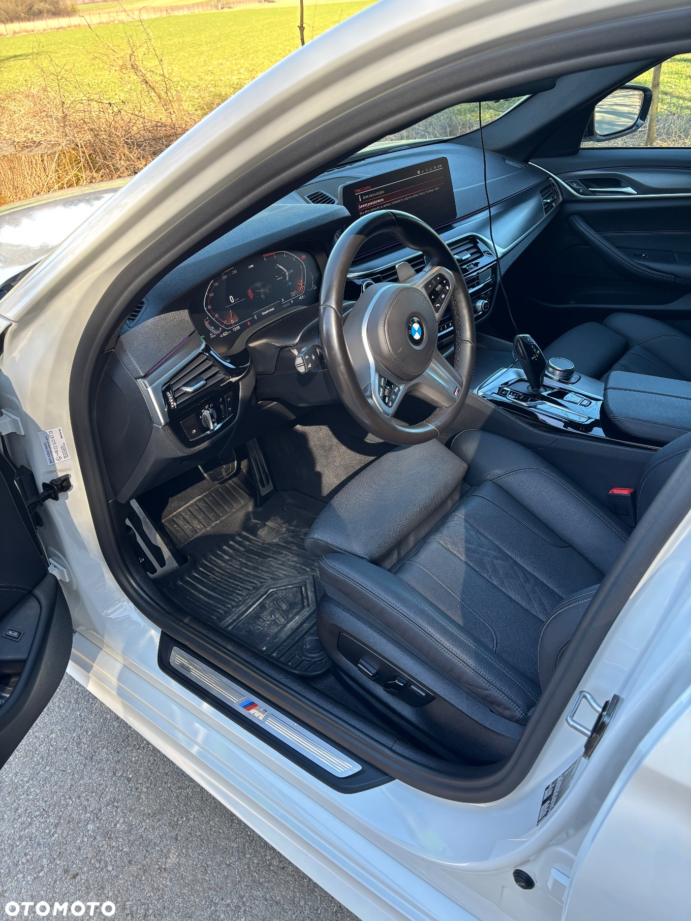 BMW Seria 5 518d M Sport sport - 13